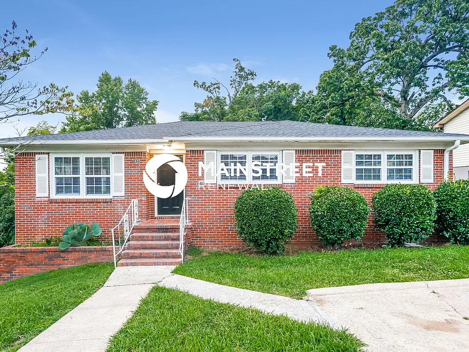 1820 Etowah St