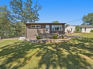 5985 N Lakeshore Dr, Hillsboro, MO 63050