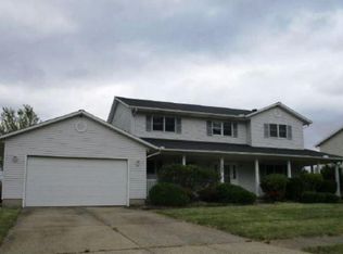 1285 Meadowview Ln, Amherst, OH 44001