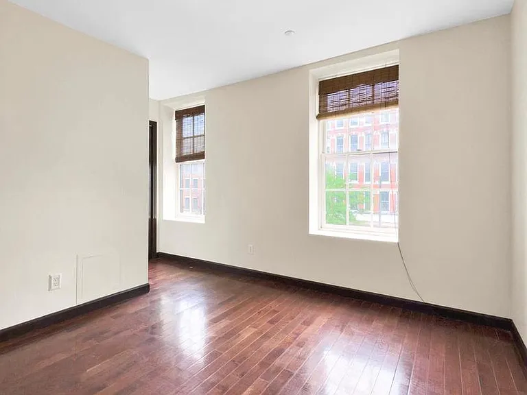 230 Market St #3 — Photo 3