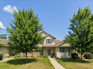 704 Foster Rd, Iowa City, IA 52245