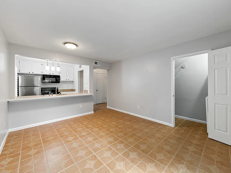 701 Rosedale St #H — Photo 12