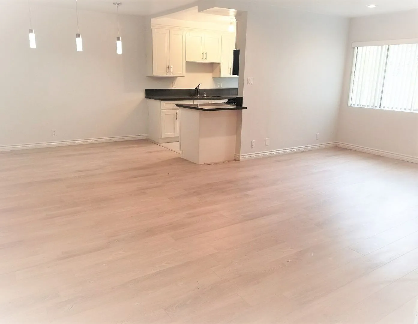 7607 Norton Ave — Photo 3