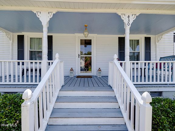 3rd image of 430 E Pungo Street