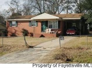 2606 Stonehaven Dr, Fayetteville, NC 28306
