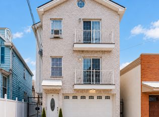 64 Thorne St #2B, Jersey City, NJ 07307