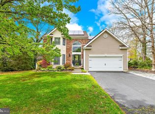 7 Glen Ct, Barnegat, NJ 08005