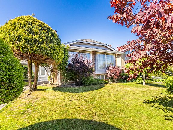 3rd image of 431 Glenbrook Dr
