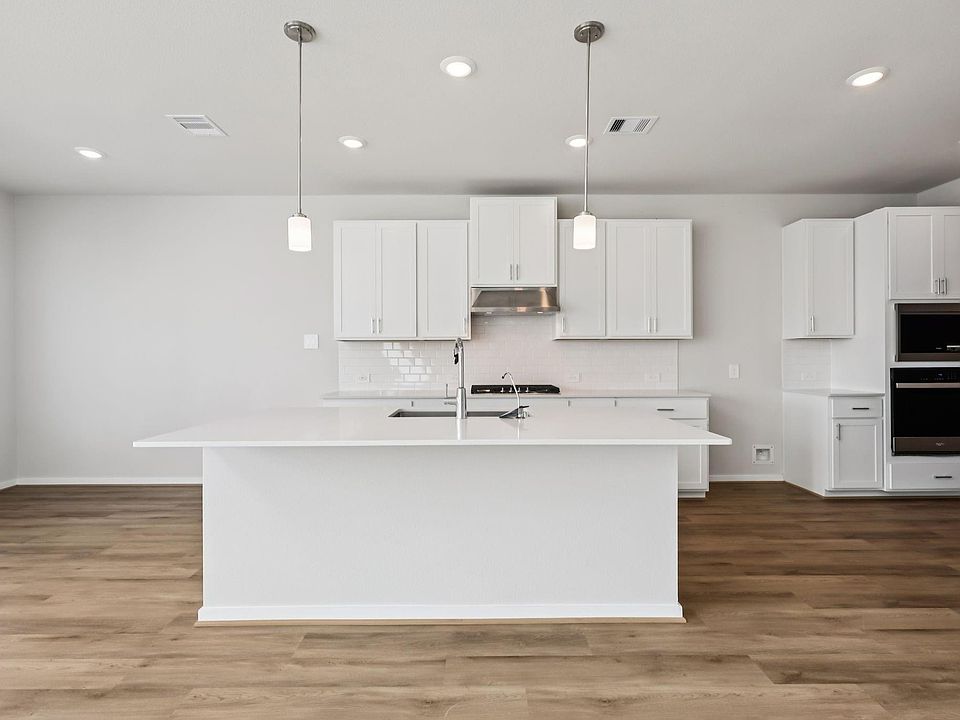 1st image of 2715 Clapbread Ln