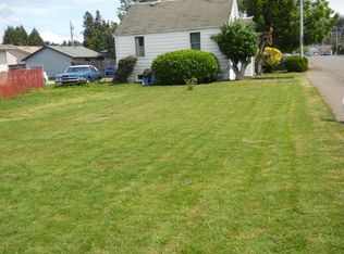 906 N 4th St, Renton, WA 98057