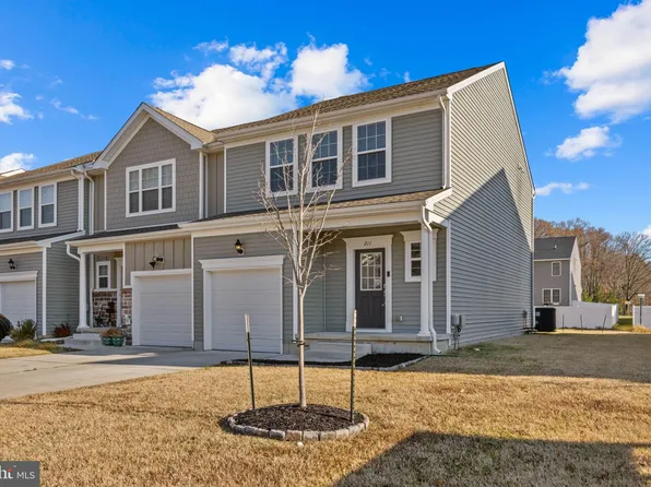 211 Tea Party Trl, Dover, DE 19901