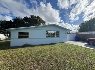 5950 NW 42nd Ave, Lauderdale Lakes, FL 33319
