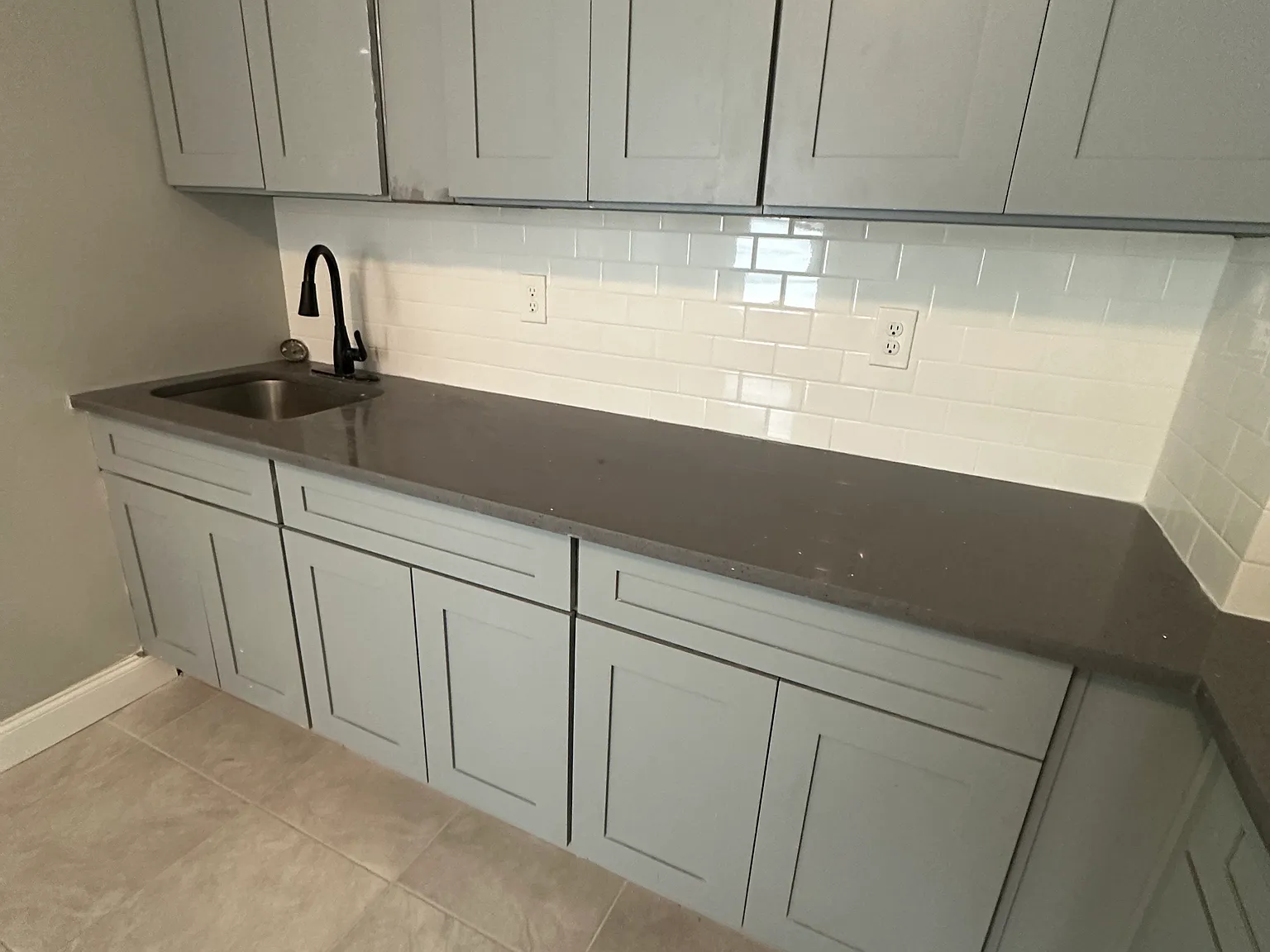 23 Bond St — Photo 2