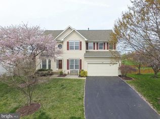 409 Crosman Ct, Purcellville, VA