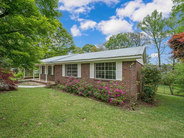 2814 Lee Meadows Dr, Moody, AL 35004