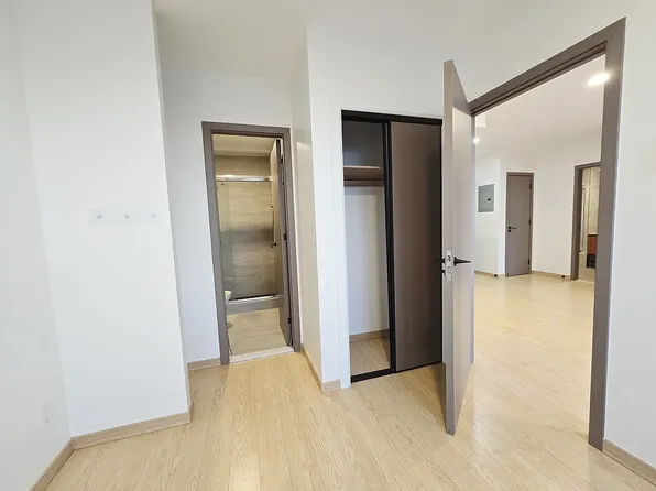 6020 3rd Avenue image 7 of 19