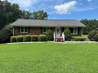 2062 Islington Rd, Warsaw, VA 22572