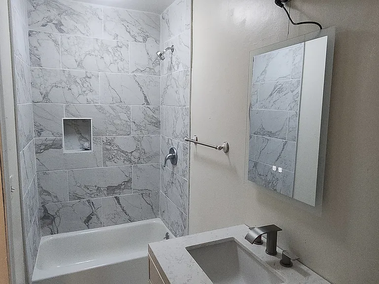 858 S Riverside Ave — Photo 22