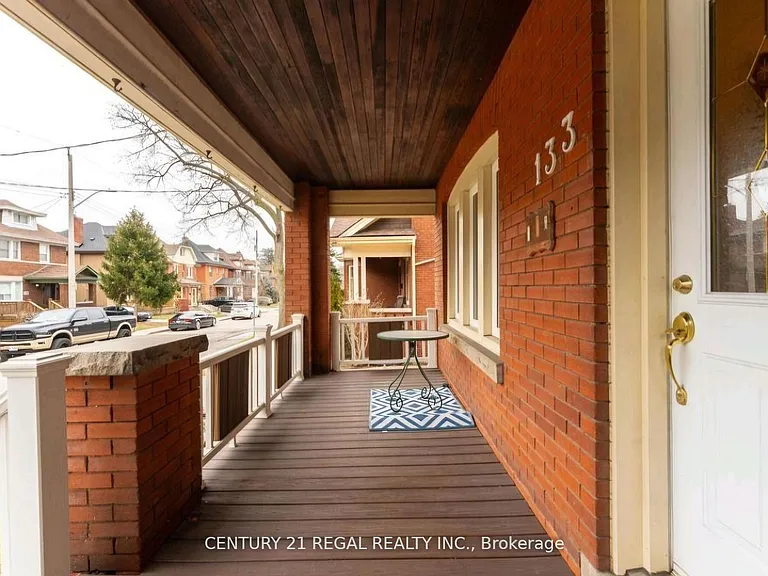 133 Eastbourne Ave #MAIN — Photo 3