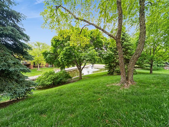 3rd image of 5976 Pommel Cir