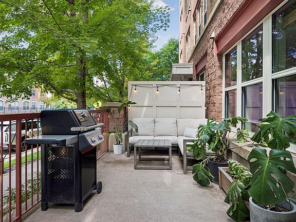 3rd image of 600 N 2nd St APT 102