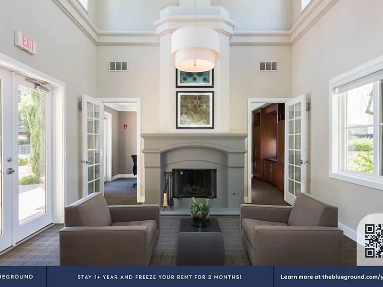 Building's Lounge