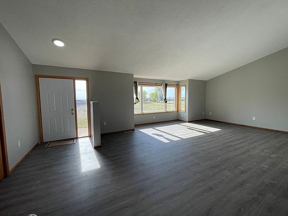 2nd image of 6303 64th Ave S
