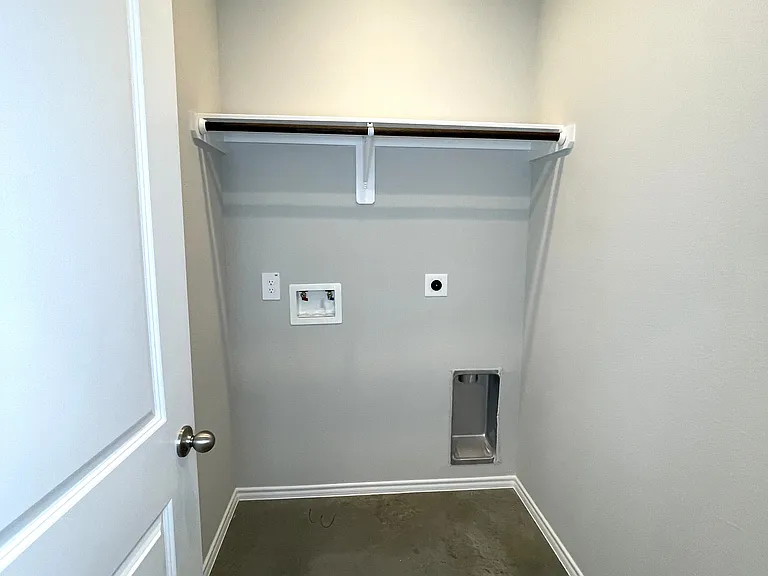 6 Greenway Dr — Photo 23