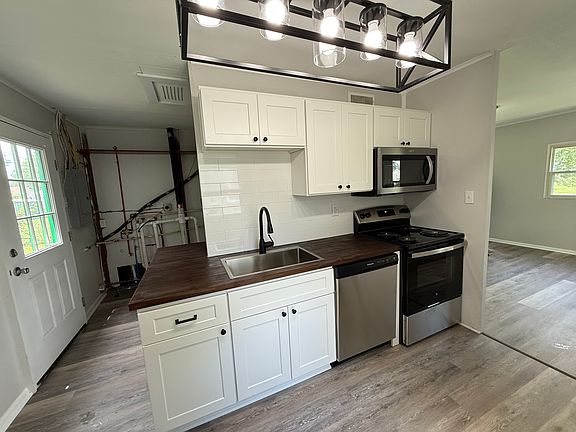4th image of 222 Alpha Ave