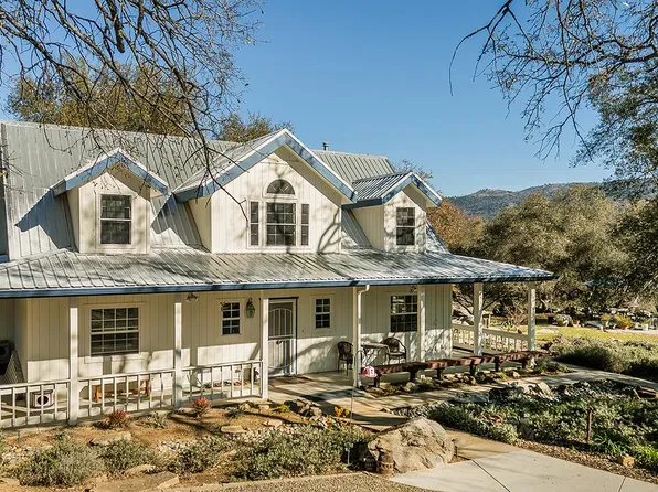 33280 Spreading Oak Ln, Auberry, CA 93602