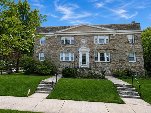 300 Commonwealth Ave Unit 4, Alexandria, VA 22301
