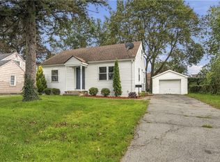 237 Bancroft Dr, Rochester, NY 14616