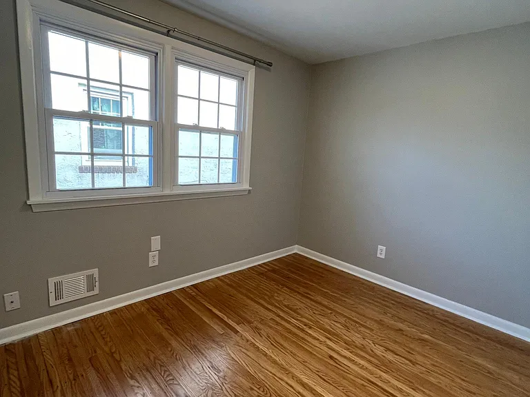 213 Magnolia Ave #B — Photo 23