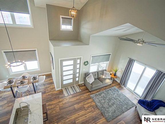 4th image of 715 Penrose Dr
