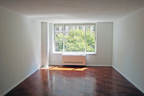 Rented by Boulevard Residentials | media 1