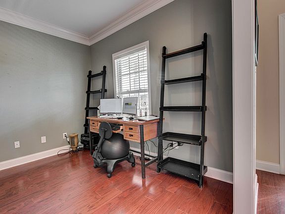 5th image of 5711 Summer Grove Ln