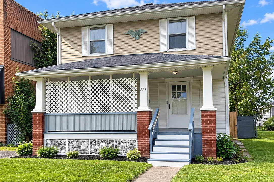 3 bed, 1.5 bath, $1,200 — Photo 1