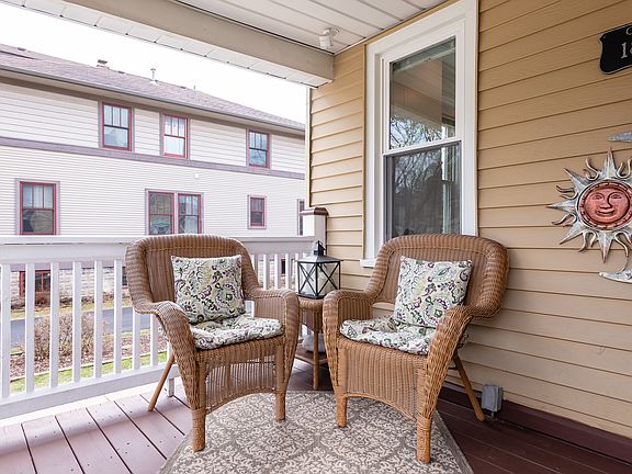 4th image of 332 N Waiola Ave