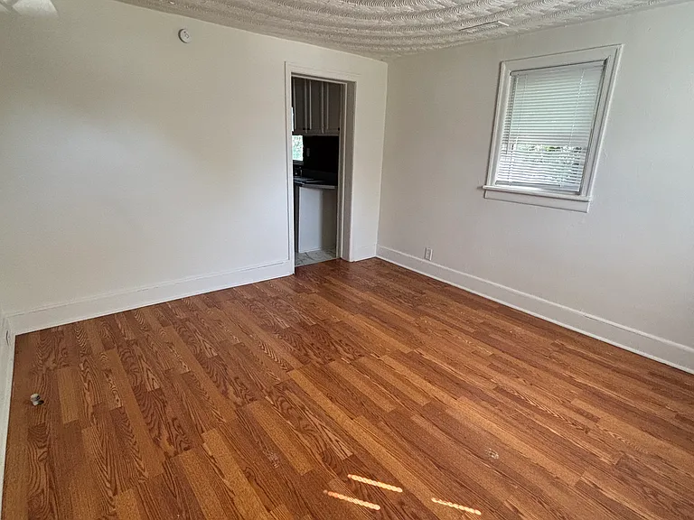 2712 Lyndhurst St NW — Photo 5