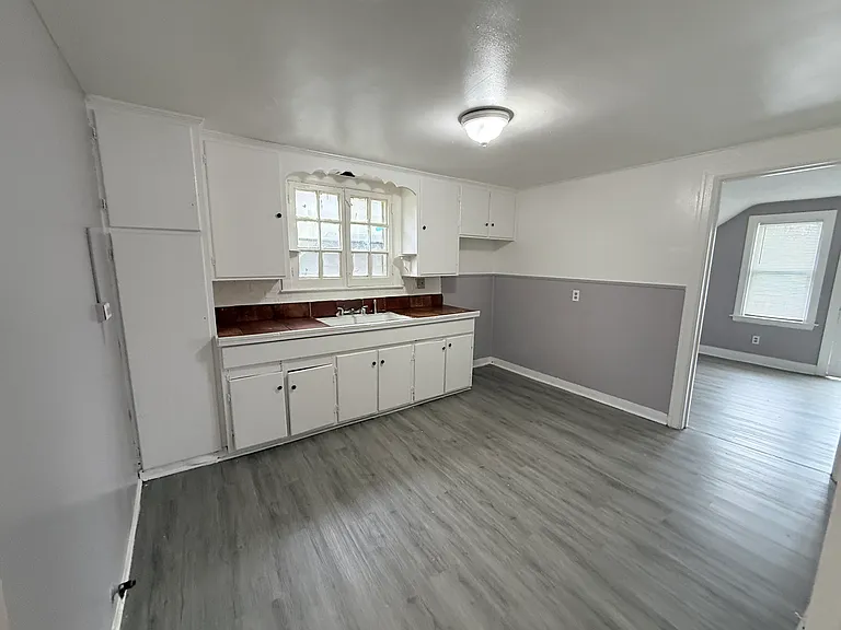 506 Stockbridge Ave #2 — Photo 6