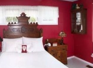 854 Crooked Tree Dr, Petoskey, MI 49770