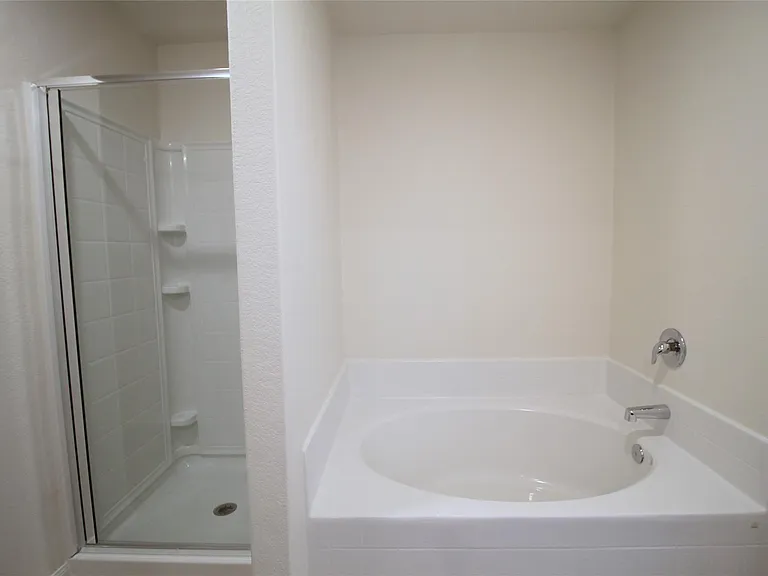 8031 Vacek Meadows Loop — Photo 16