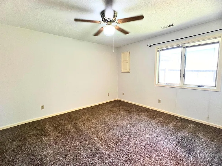 2509 Hollyhock Dr — Photo 21