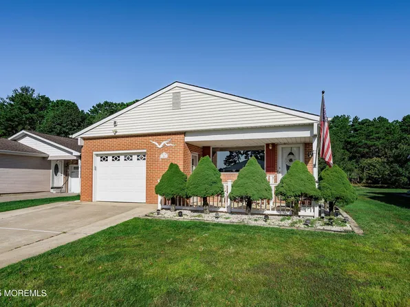 21 Cabrillo Boulevard, Toms River, NJ 08757
