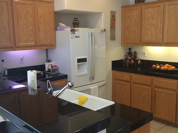 4th image of 879 Havasu Ct