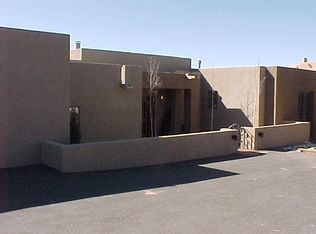 1668 Via Bosque, Santa Fe, NM 87506