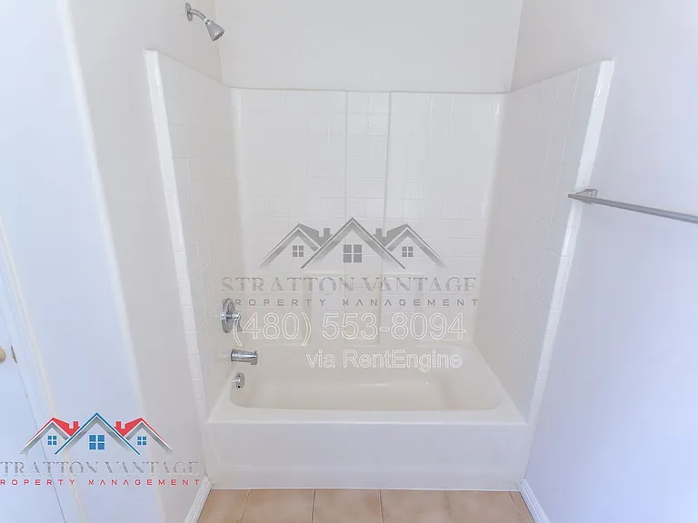5706 N 74th Dr — Photo 34