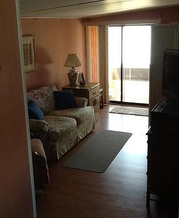 4th image of 7030 Granada Lakes Dr