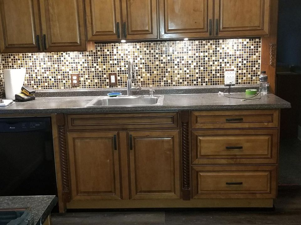 1st image of 1580 Grace Ave