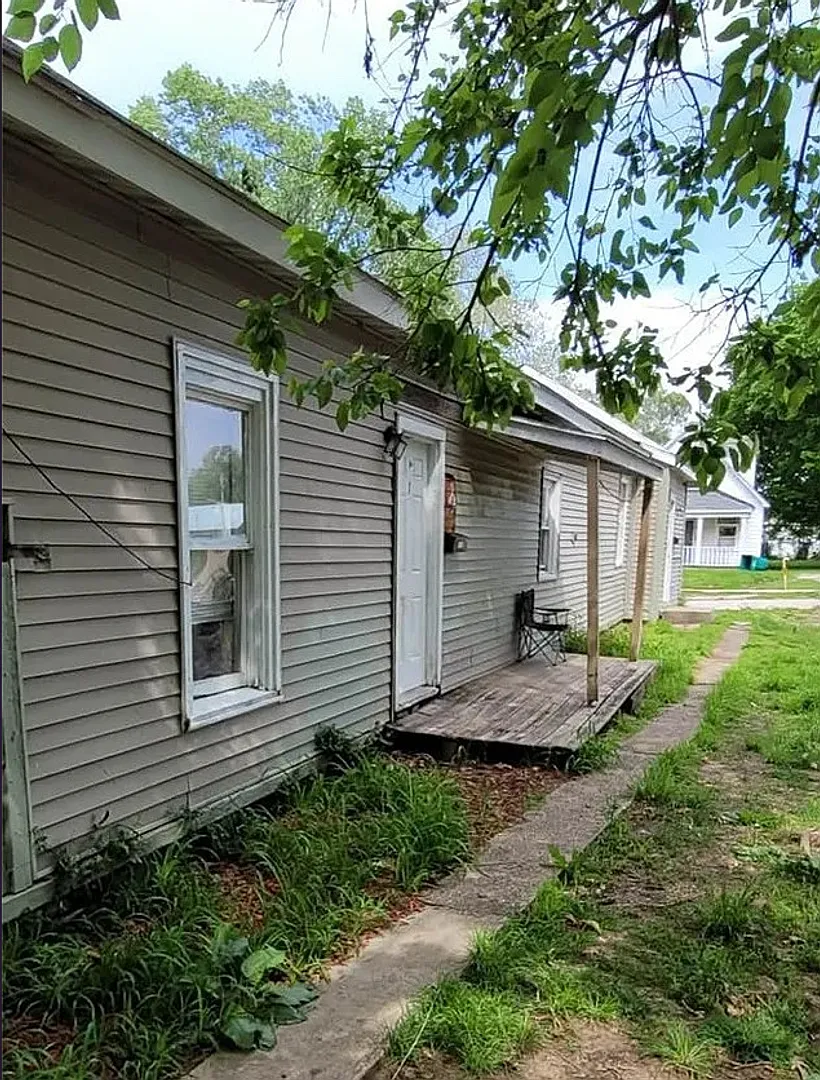 1901 N Church Street — Photo 1